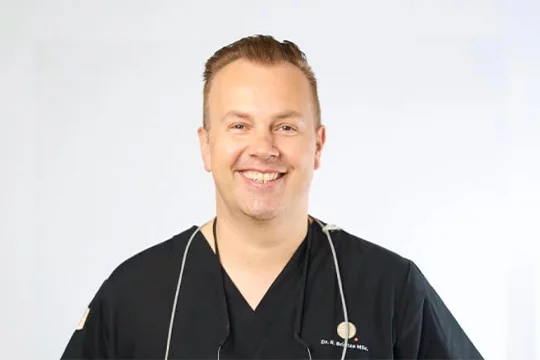 Dr. med. dent. Rasco Brietze, Zahnarzt Ebmatingen bei Zürich